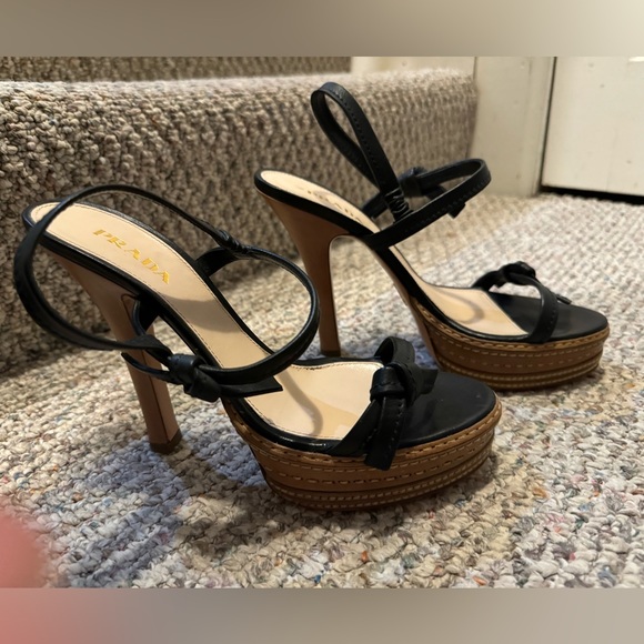 Gorgeous black platform Prada sandals, high heel, size 41 - Picture 8 of 11